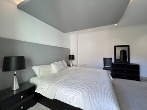 华丽公寓, 3 间卧室, 私人浴室, 河景