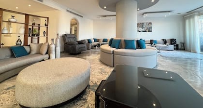 ELITE Premium 3 En-Suites Nile Residence