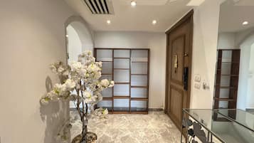 Deluxe-Apartment, 3 Schlafzimmer, eigenes Bad, Flussblick | Innenbereich