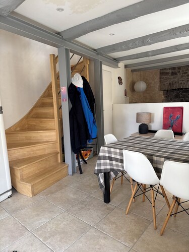 Fisherman's cottage 50m from the port of Saint Cado