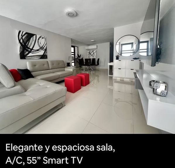 Living area - Fabulous 3-bedroom house with AC in lovely Ponce (Ponce)