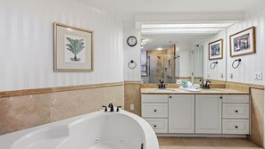 Hair dryer, towels - 2418 Windsor II - Oceanfront 4-Bed/4-Bath Villa - Fantastic Wrap Around Balcony! (Hilton Head Island)