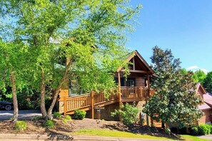 Cabin, 4 Bedrooms | Exterior - Soaring Eagle 4 Bedroom Cabin (Pigeon Forge)