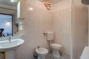 Bathroom - Vrbo Property (Mali Lošinj)