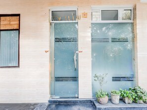 House | Reception - Classic With Balconyhotel Amazing House (New Delhi)