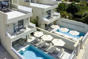 Outdoor dining - Atlantis Homes 1, By Hellocrete (Rethymno)