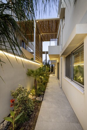 Exterior detail - Atlantis Homes 2, By Hellocrete (Rethymno)