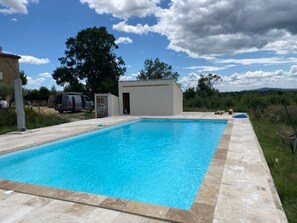 Piscine extérieure