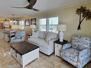 Smart TV - Pointe South 501 | Stunning Views + Pool (Fort Myers Beach)