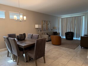 Interior - SL101 - Close to Pool and Water Park (Kissimmee)