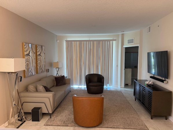 Billede uden beskrivelse, 1 af 31, knap