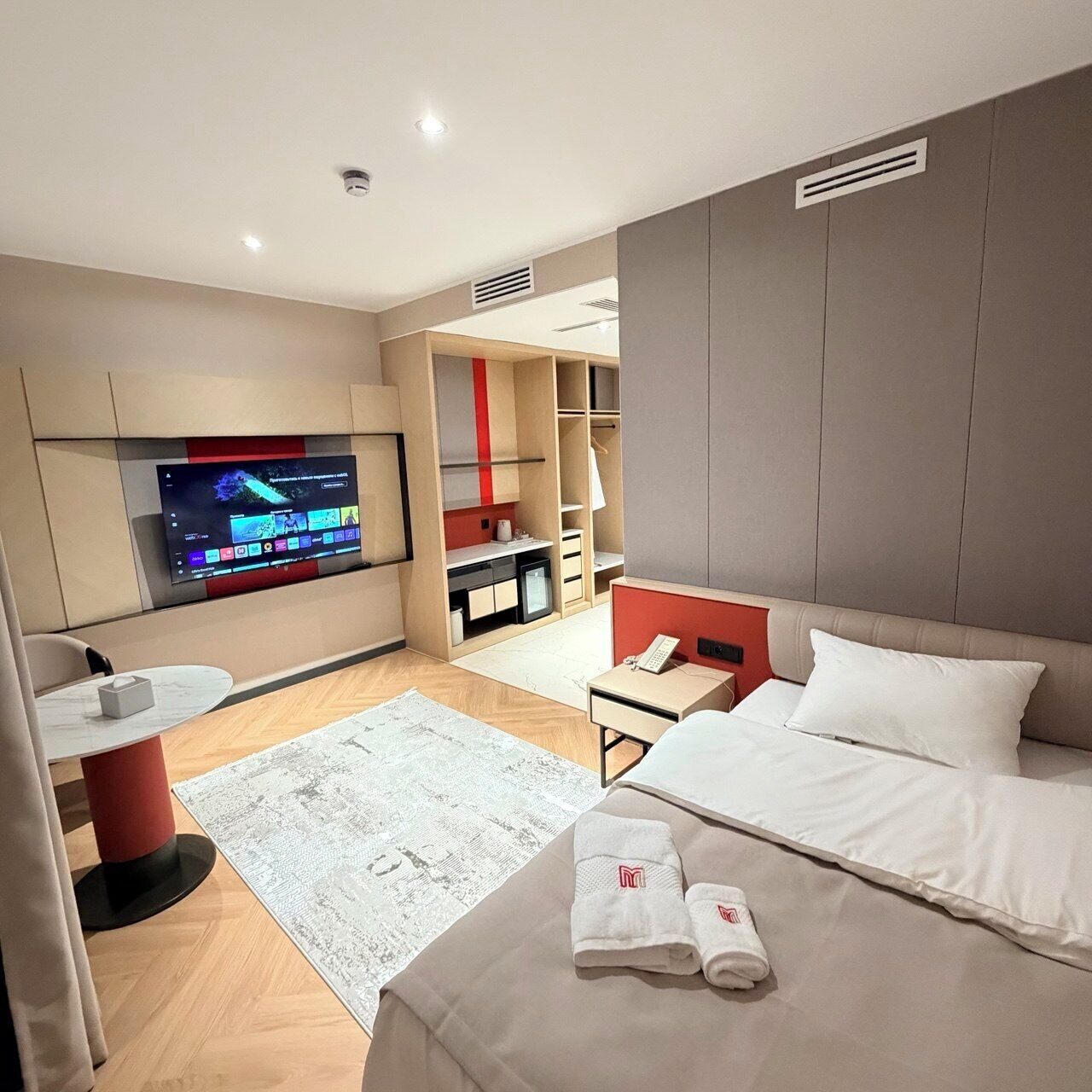 Comfort Single Room, City View