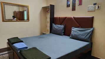 Deluxe Double Room, City View