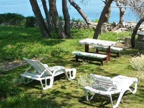 Property grounds - Vrbo Property (Mali Lošinj)