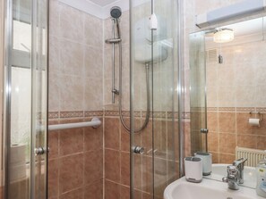 Bathroom - MARINA COURT APARTMENT, pet friendly in Torquay (Torquay)