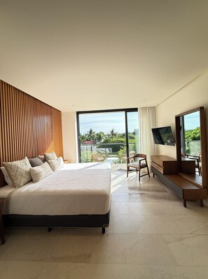 Iron/ironing board, Internet, bed sheets - 2BR Condo w/ Pool & Balcony - Near Beach- WIFI (Bucerías)