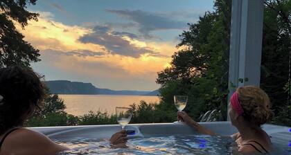 Le MékiShack - Nature cottage with spa on the shores of Lac Mékinac