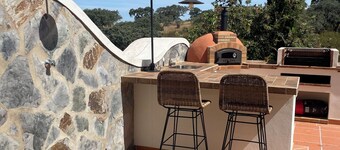 Quiet villa with private pool in the vigia dam.