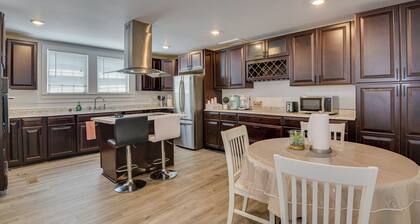 Serene 3-bedroom house perfect for relaxing stays in Augusta