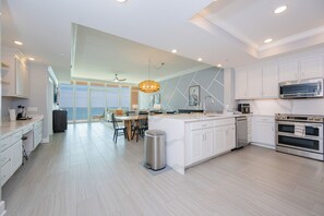 Fridge, microwave, oven, dishwasher - Phoenix Gulf Towers 1803 | Gulf-Front 3BR  Pool, Lazy River & Beach (Orange Beach)
