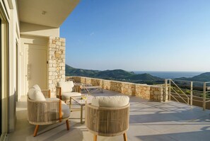Terrace/patio - New Seaview Villa, Private Pool and Close to Beach (Rethymno)