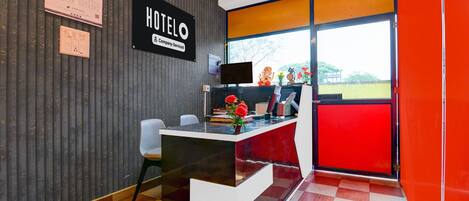 하우스 | 리셉션