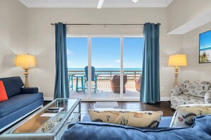 TV - ☀️Stunning Beach Front Views | 2 Pools | Fab Amenities | Tidewater 13☀️ (Panama City Beach)
