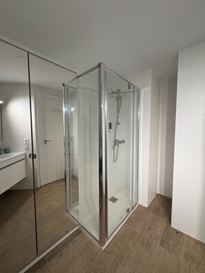 Bathroom - Vrbo Property (Calp)