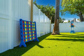 Children's area - Luxury Oasis! Heated Pool, Pickleball, Mini Golf and Games, Sleeps 16-20! (Bradenton)