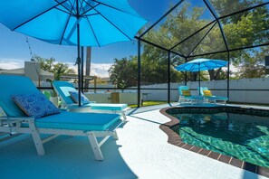 Pool - Luxury Oasis! Heated Pool, Pickleball, Mini Golf and Games, Sleeps 16-20! (Bradenton)