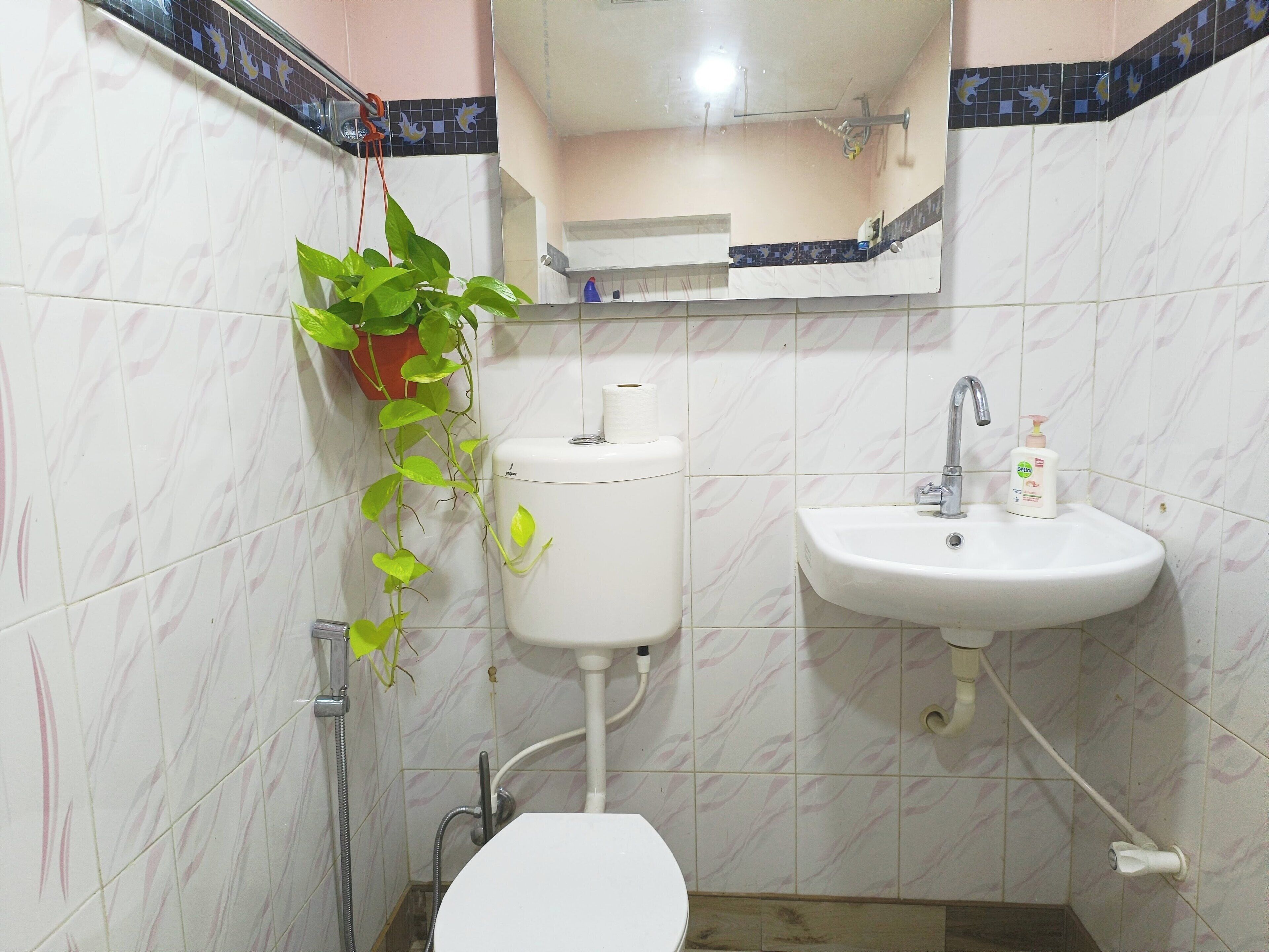 Doccia, asciugacapelli, bidet, asciugamani