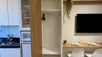 Superior Apartment, City View | Interior