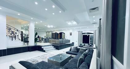 ELITE Premium 6BR Family Villa with Pool