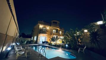 Deluxe Villa, Garden View