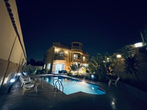 Exterior - ELITE Premium 6BR Family Villa with Pool (Cairo Governorate)