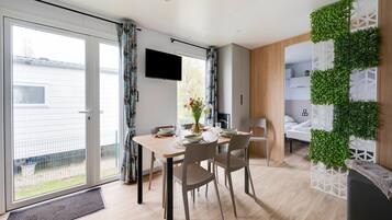Chalet | Dining
