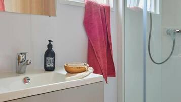 Chalet | Kamar mandi