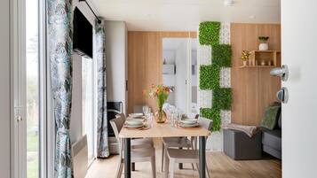 Chalet | Dining