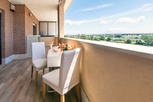 Nicht klassifiziertes Bild, 1 von 14, Schaltfläche