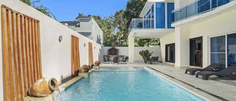Villa, plusieurs chambres, piscine privée | Piscine | Piscine extérieure