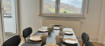 Apartment near Heidelberg with free-standing bathtub & view of the Odenwald