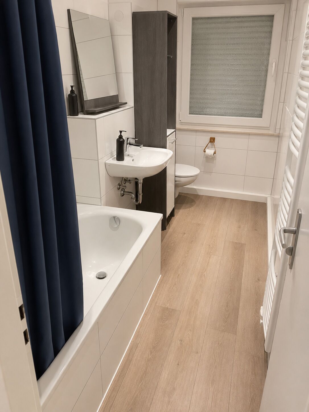 Handtücher, Seife, Toilettenpapier