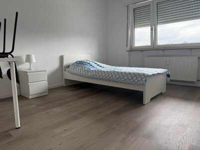 Fitters' apartment Hemsbach, Graudenzer Weg 1, 1st floor