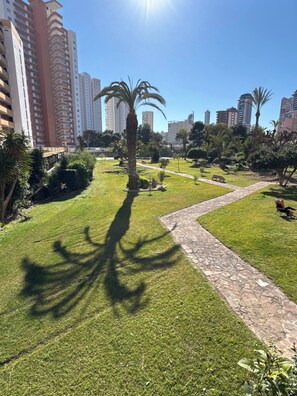 Property grounds - Sea View • Pool • 5 Min Walk to Beach • Parking (Benidorm)