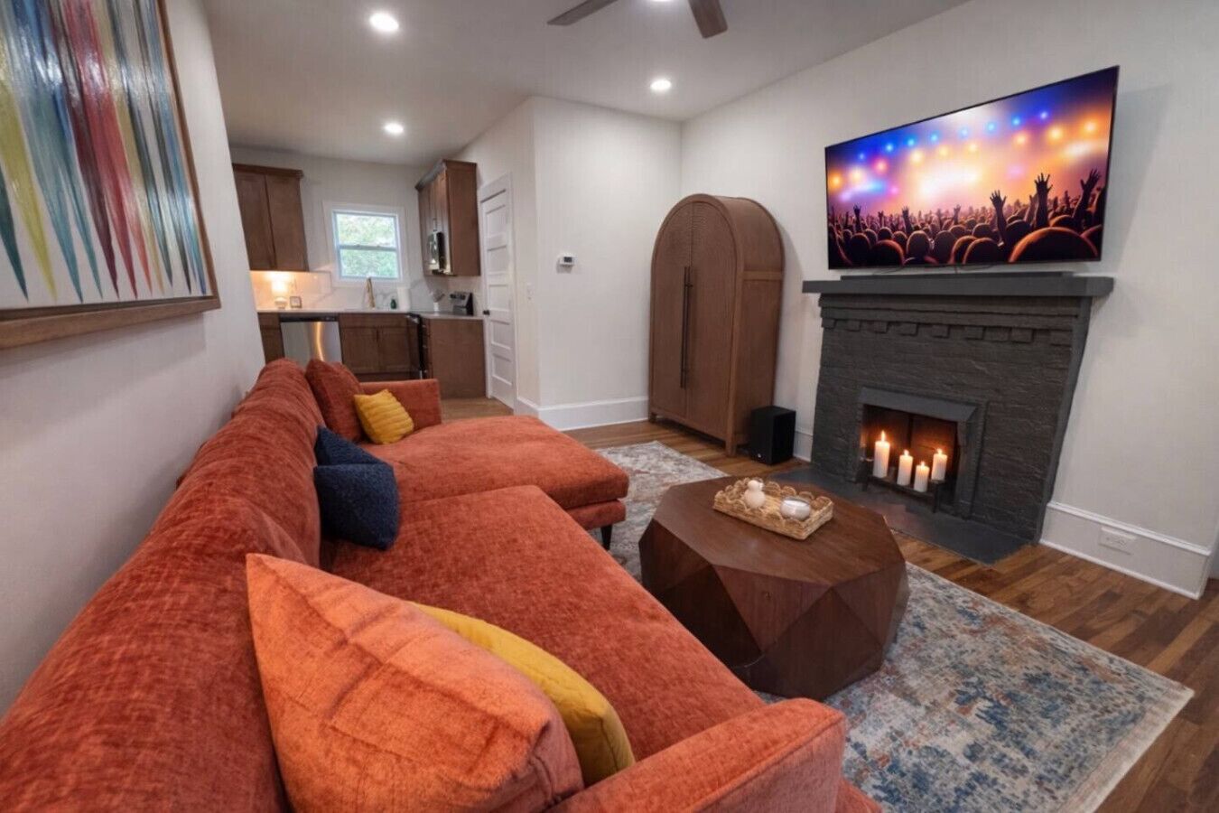 TV, fireplace, stereo