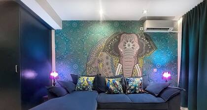 BLUE PEARL 2-BEDROOM LUXURY MAISONETTE IN PANORAMIC ROOF COMPLEX