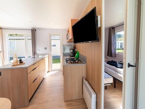 Chalet | Living room - Premium Caravan in Erezee With Terrace (Erezee)