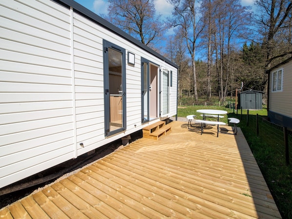 Chalet | Exterior - Premium Caravan in Erezee With Terrace (Erezee)