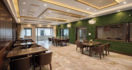 Hotel kichha embassy
