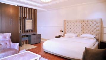 Rum - utsikt mot staden | Vardagsrum